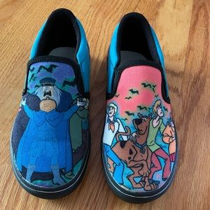 Unisex kid scooby doo slip ons